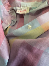 Load image into Gallery viewer, Accent Vintage Blouse (S/M)