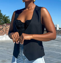 Load image into Gallery viewer, Elie Tahari Vest (S)