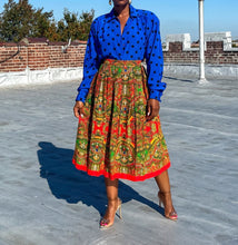 Load image into Gallery viewer, Tai Vintage Skirt (M/L)