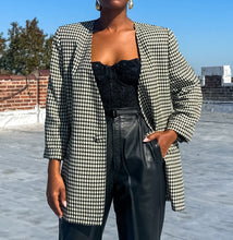 Load image into Gallery viewer, Christian Dior Blazer (S/M)