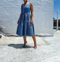 Load image into Gallery viewer, Vintage Eger Dress (M)