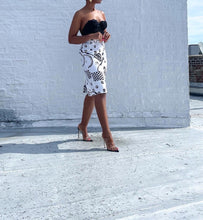 Load image into Gallery viewer, Rare Retro 90's Print Pencil Skirt By Helena. New with tags. SIZE: P best fits 2/4 Measures approximately: 12" waist / 18" hip / 24" length