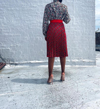 Load image into Gallery viewer, Fitted Plaid Skirt (S)
