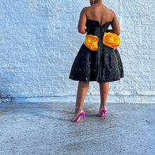 Load image into Gallery viewer, 80s Yellow Rose Dress (2/4)