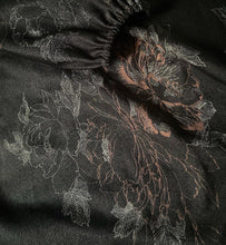 Load image into Gallery viewer, Ruffled Floral Dress (M)