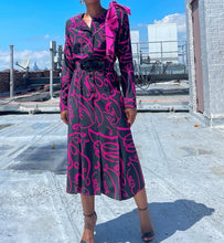 Load image into Gallery viewer, Stunning Vintage Dress with Removable Scarf/ Bow By Studio I NY Collection. SIZE: 8 Measures approximately: 21" pit to pit / 13.5-15" waist / 45.5" length / 32.5" Belt (Measurements taken flat, double where applicable) MODEL: 5'1, 119lbs, size 4