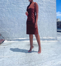 Load image into Gallery viewer, Vintage chocolate-colored shift dress. In excellent condition. SIZE: No label, best fits S/4 Measures approximately: 16.5" pit to pit / 14.5" waist / 37" length (Measurements taken laying flat, double where applicable) MODEL: 5'1, 119lbs, size 4