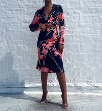 Load image into Gallery viewer, Vintage Poppy Suit (M)