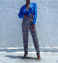 Load image into Gallery viewer, Awesome Vintage Claus Sport Detatchable Stirrup Nautical Pants. New with tags still attached. SIZE: M Measures approximately: 13-15" waist / 37.5" length / 13" front rise (Measurements taken flat, double where applicable) MODEL: 5'1, 119lbs, size 4 COMPOSITION: 95% Cotton 5% Spandex