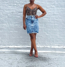 Load image into Gallery viewer, 90s Acid Wash Skirt (28")