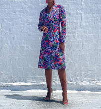 Load image into Gallery viewer, Vintage 1970s Holly Hill Dress. SIZE: 10 best fits XS/S Measures approximately: 17" pit to pit / 14.5" empire waist / 38.5" length (Measurements taken laying flat, double where applicable) MODEL: 5'1, 119lbs, size 4 COMPOSITION: 100% Polyester