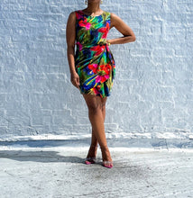 Load image into Gallery viewer, Young Hawaii Dress (M)
