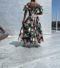 Load image into Gallery viewer, Expo Dress (14)