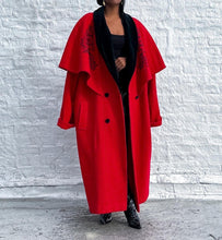 Load image into Gallery viewer, Braefair Cape Coat (L)