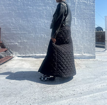 Load image into Gallery viewer, OM Chic Skirt (M)
