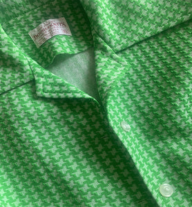 1970's pointed collar button-up shirt By Double Knits. In excellent condition.