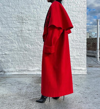 Load image into Gallery viewer, Braefair Cape Coat (L)

