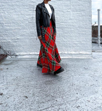 Load image into Gallery viewer, 70s Adelaar Maxi Skirt (S)
