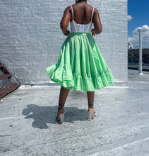 Load image into Gallery viewer, Gingham Ruffled Skirt (M/L)
