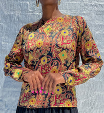 Load image into Gallery viewer, Vintage Andre Salvage Blouse.   SIZE: Small    Measures approximately: 20.5&quot; pit to pit / 22.5&quot; length   (Measurements taken flat, double where applicable)   MODEL: 5&#39;1, 119lbs, size 4  COMPOSITION: Not listed, maybe Polyester 
